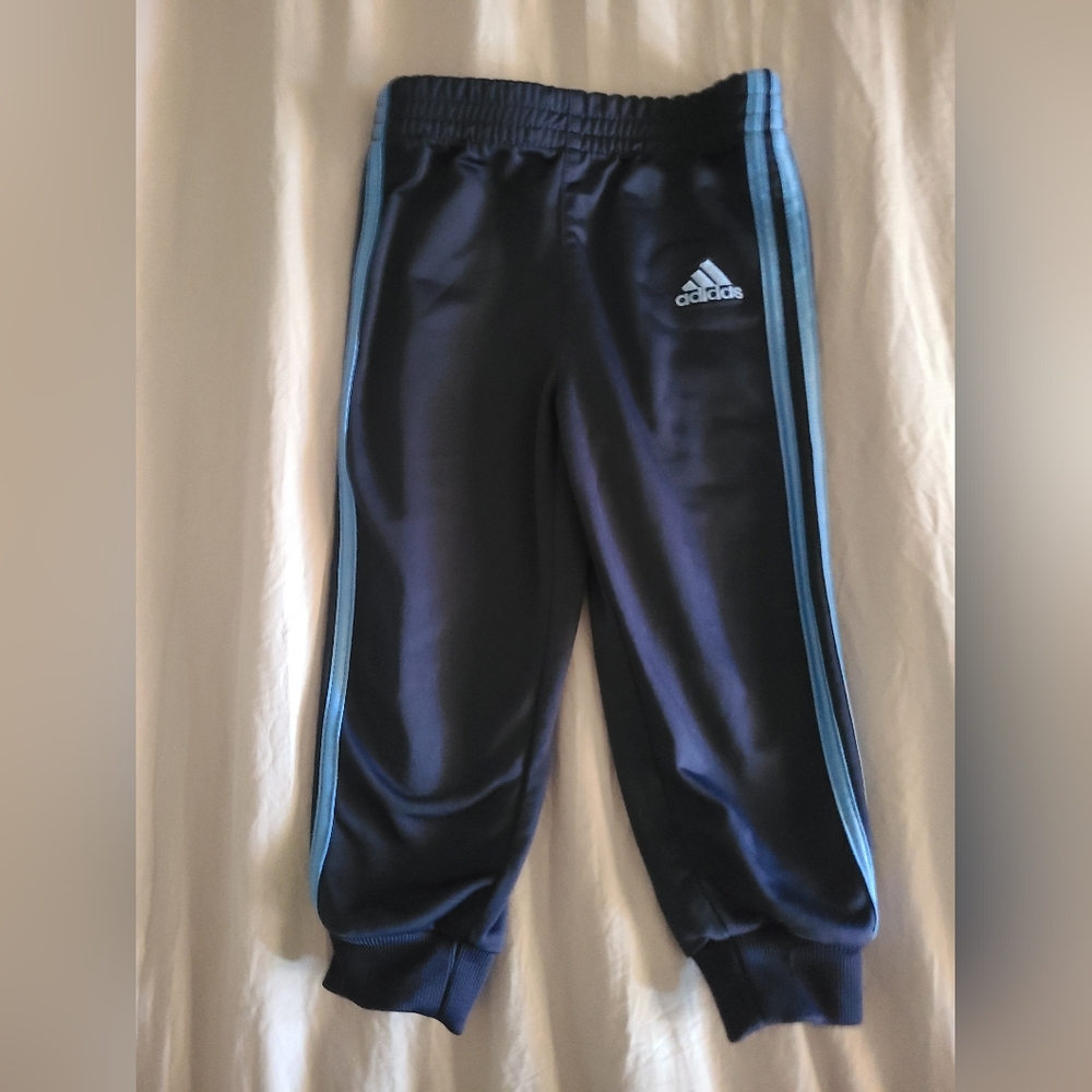 18M Adidas pant
